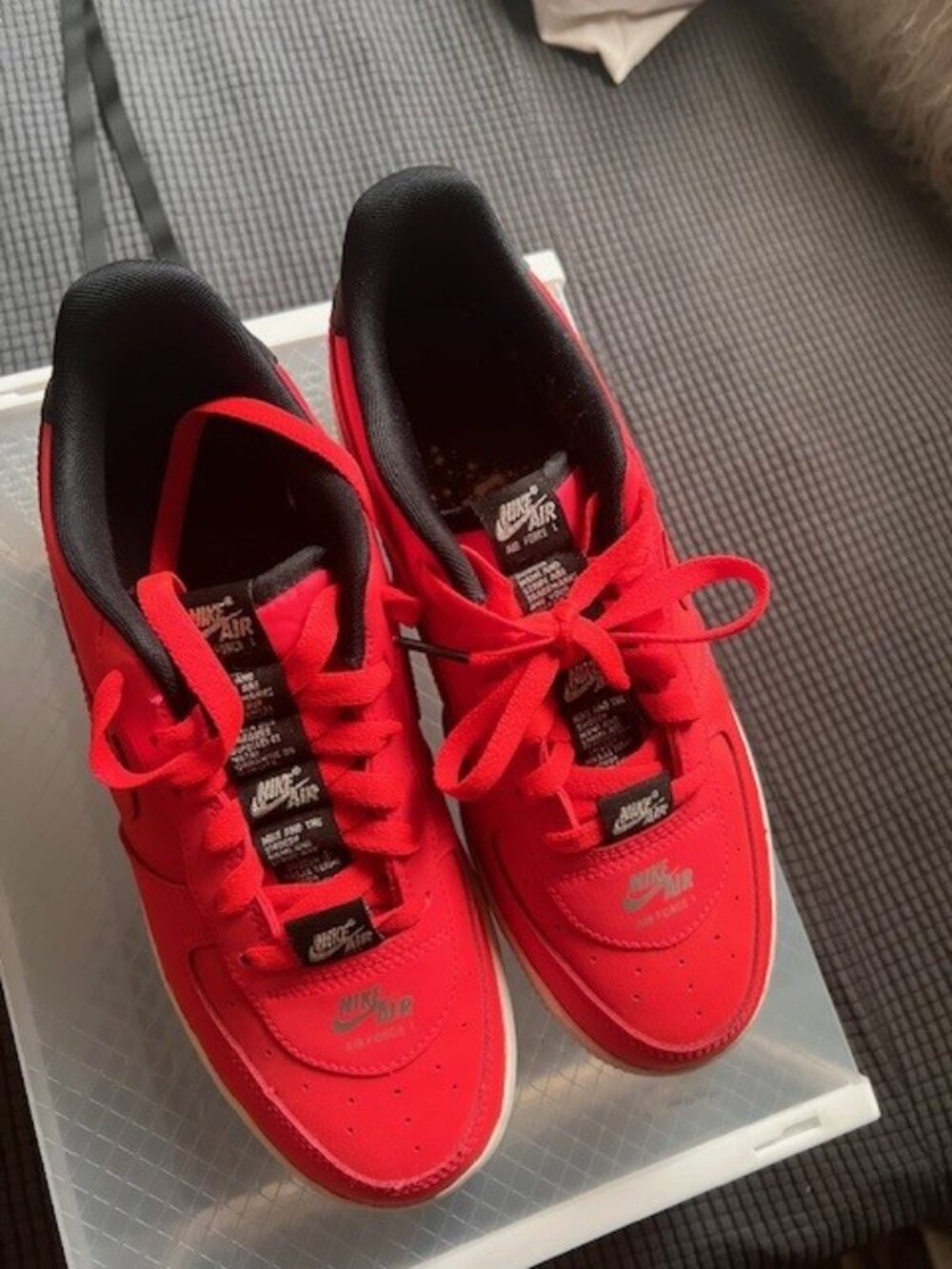 Nike Air Force 1's (fuchsia) - Picture 2 of 4